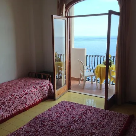 Carasco Hotel