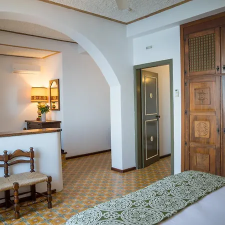 Hotel Carasco 4*