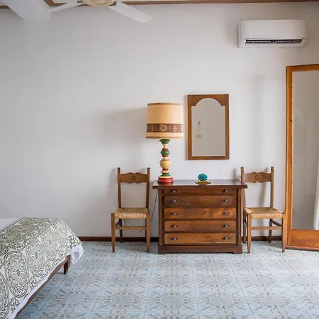 Hotel Carasco Lípara