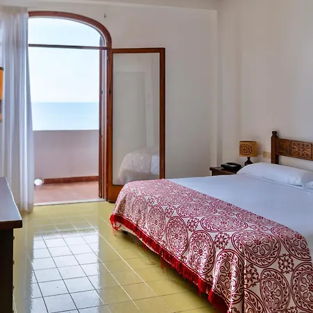 Carasco 4* Città di Lipari
