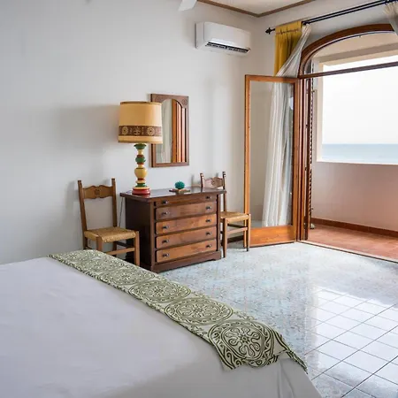 Hotel Carasco Città di Lipari