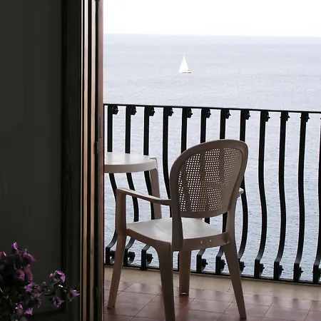 Carasco Hotel