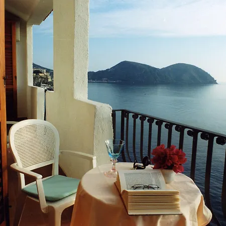Carasco Hotel 4*