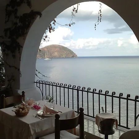 Hotel Carasco Lípara