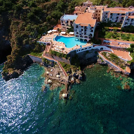 Hotel Carasco Lípara